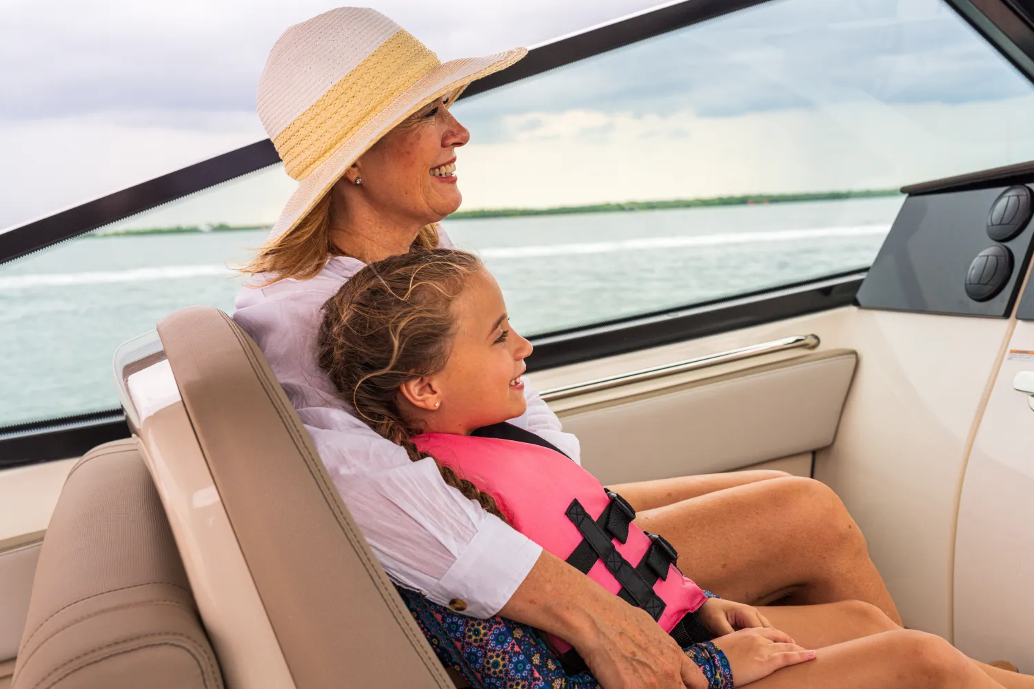 2026 Boston Whaler 330 Vantage Image Thumbnail #21