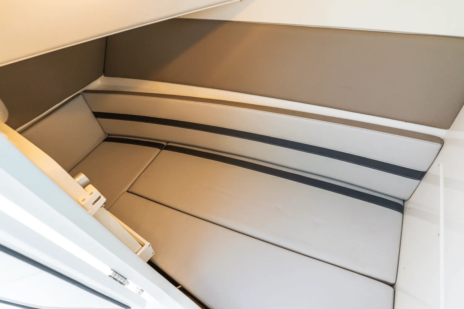 2026 Boston Whaler 330 Vantage Image Thumbnail #31