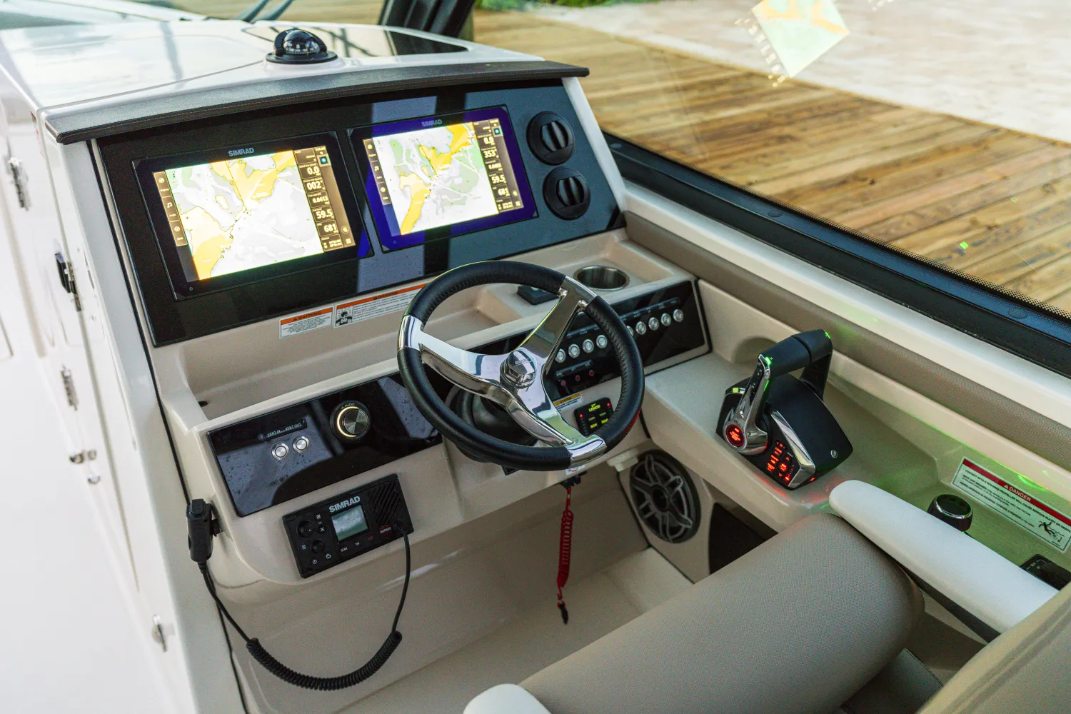 2026 Boston Whaler 330 Vantage Image Thumbnail #23