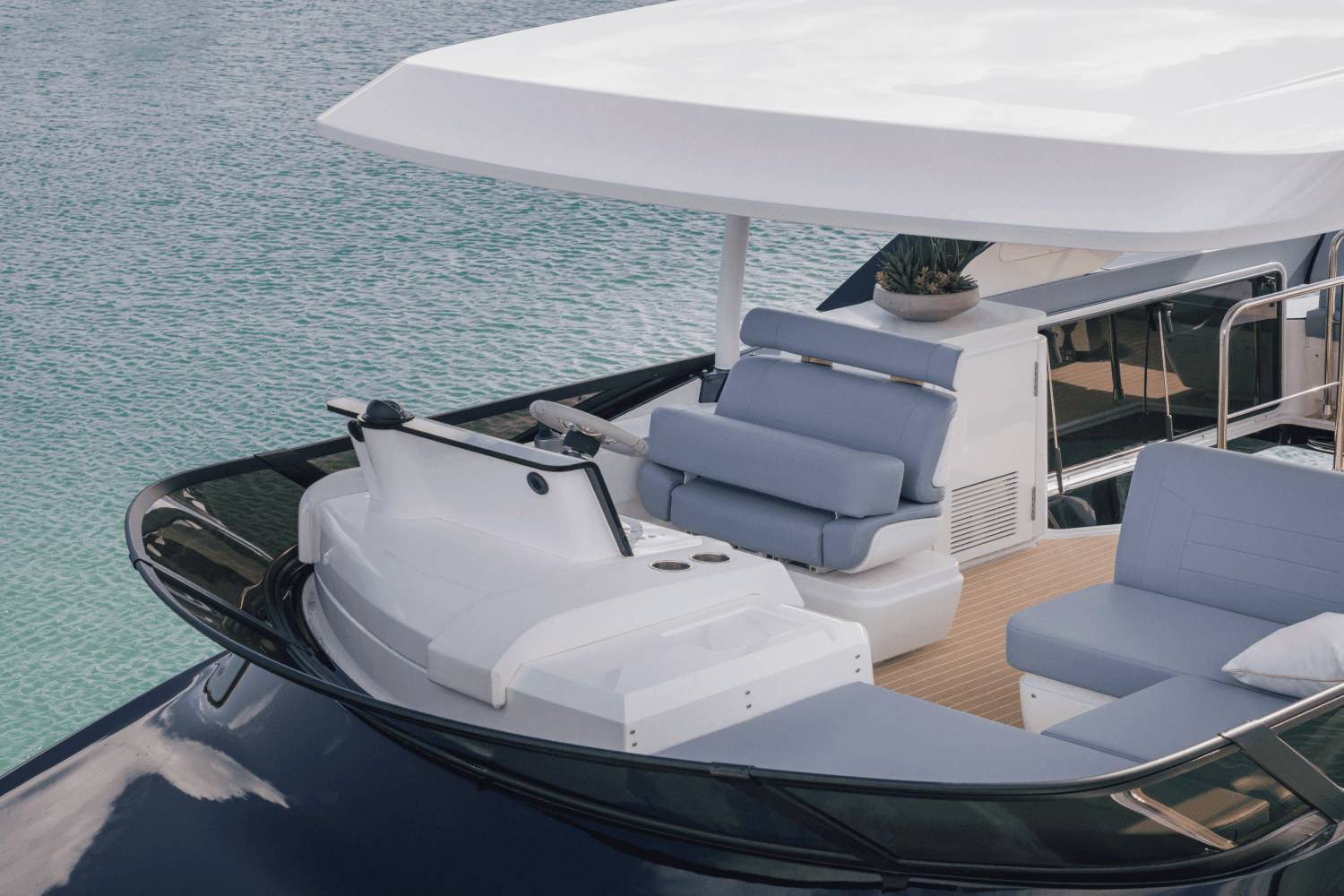 2026 Cruisers Yachts 57 FLY Image Thumbnail #25