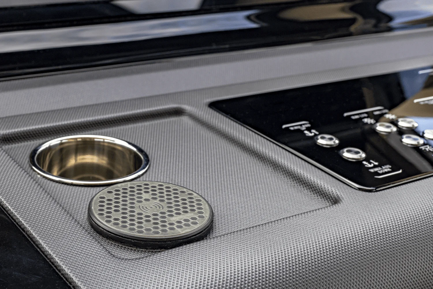 2026 Cruisers Yachts 57 FLY Image Thumbnail #71