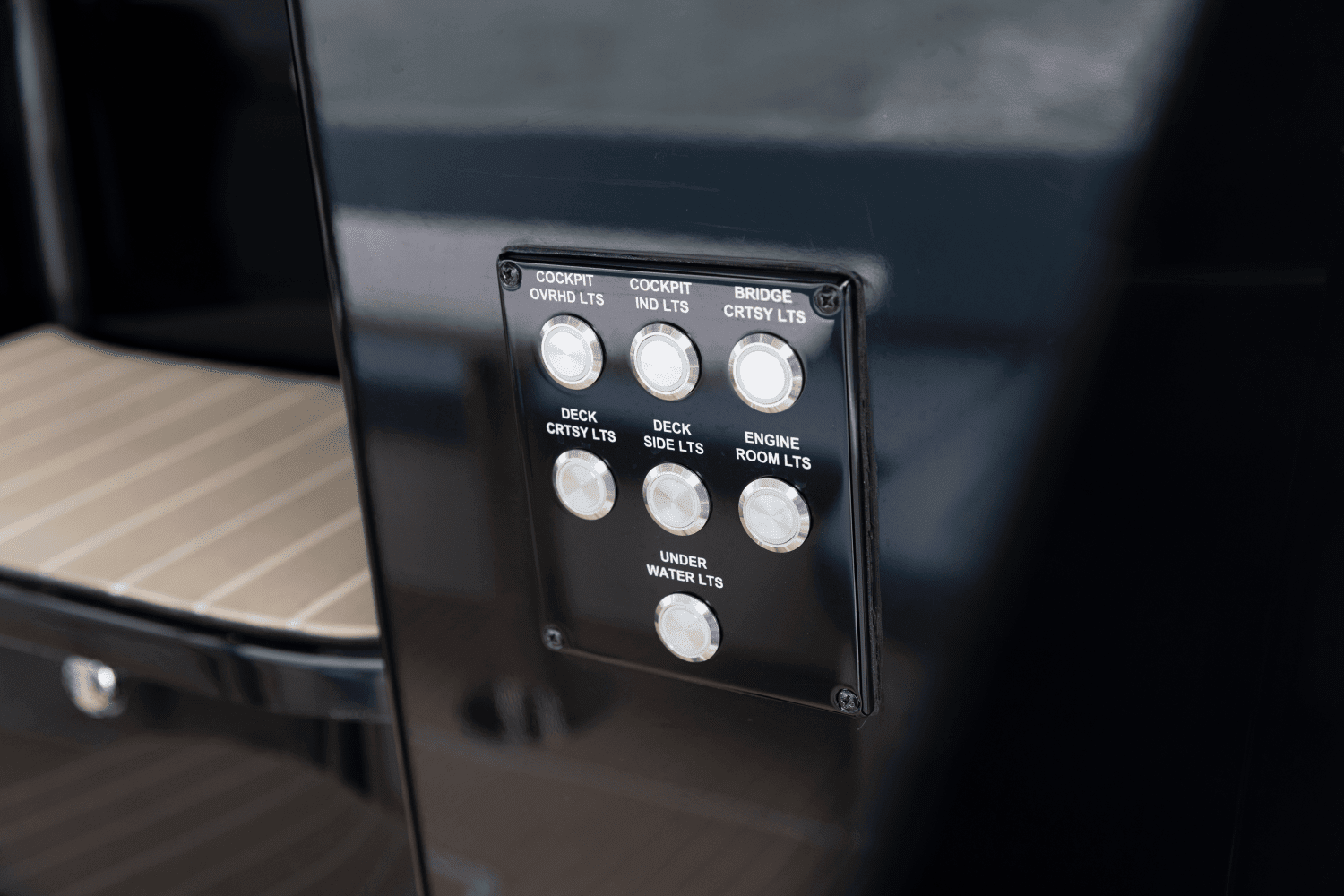 2026 Cruisers Yachts 57 FLY Image Thumbnail #18