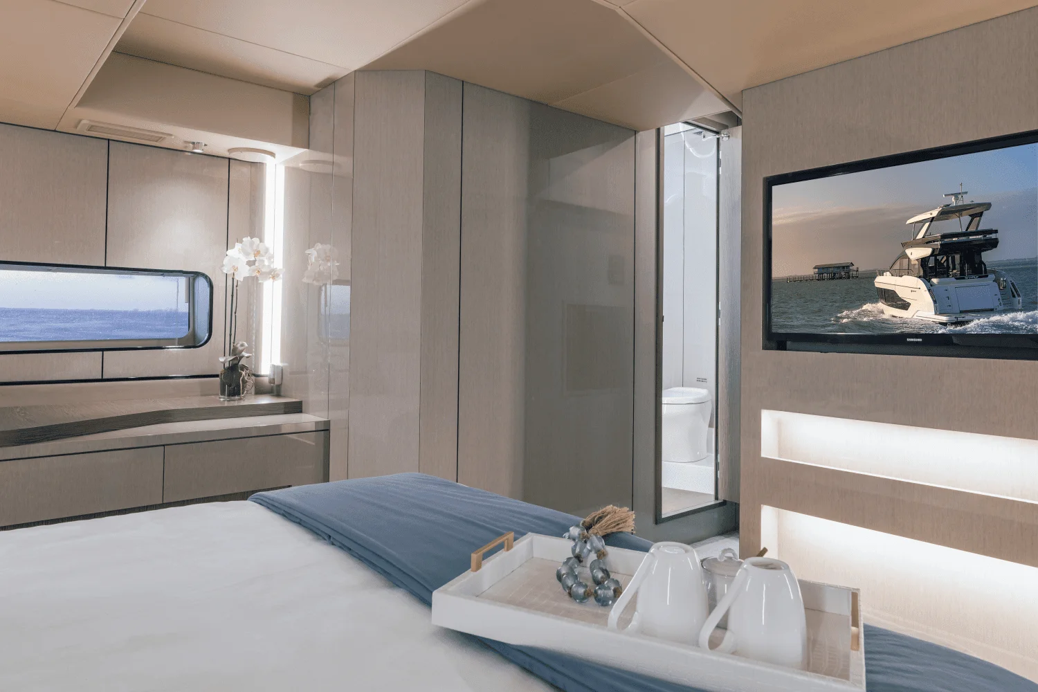 2026 Cruisers Yachts 57 FLY Image Thumbnail #87