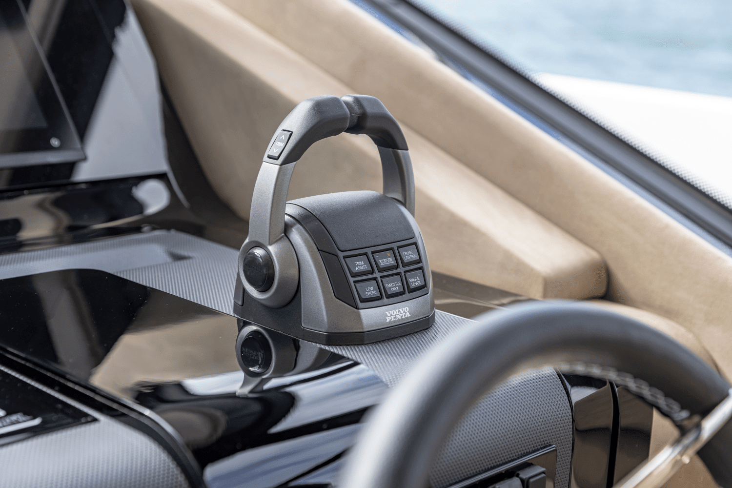 2026 Cruisers Yachts 57 FLY Image Thumbnail #68