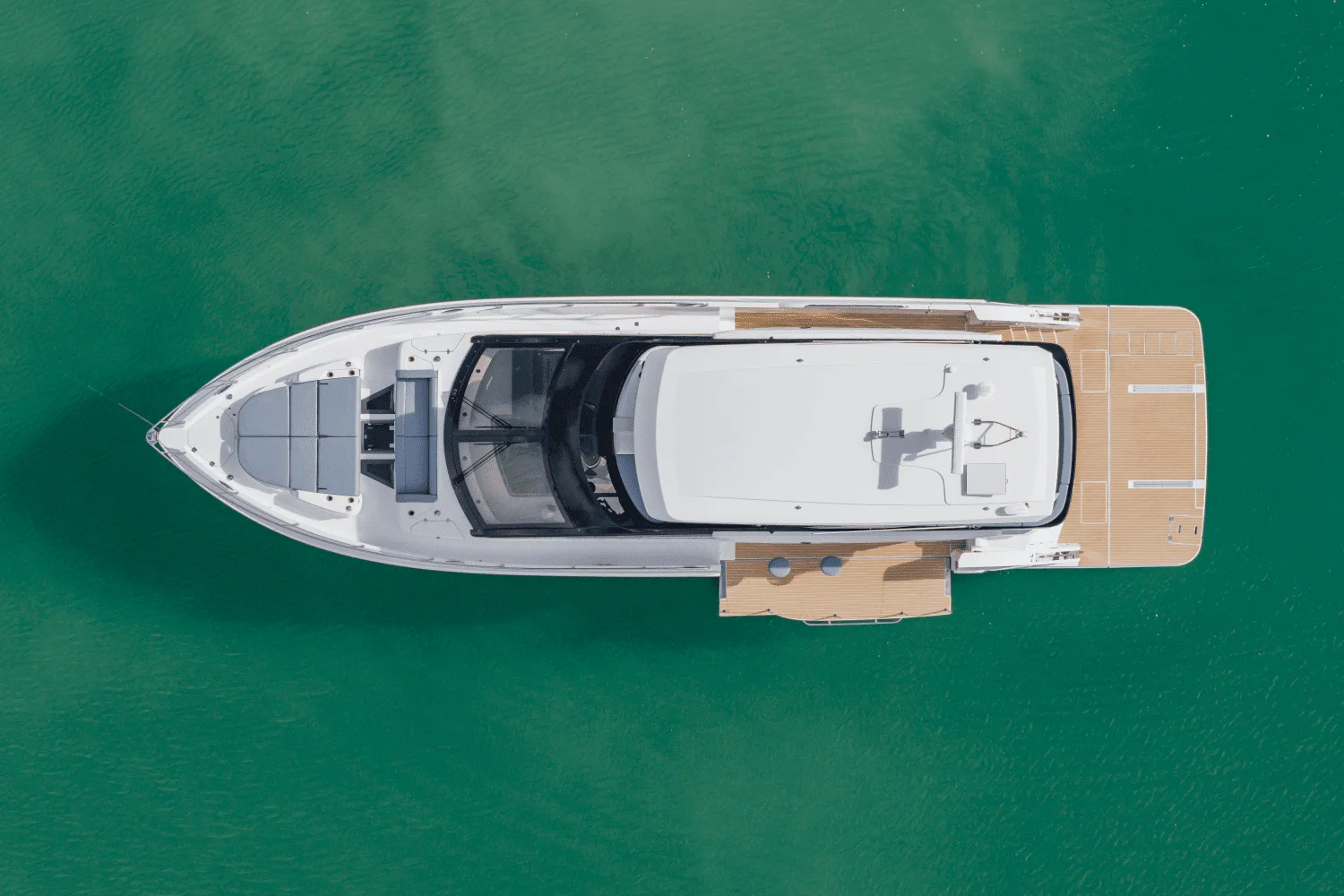 2026 Cruisers Yachts 57 FLY Image Thumbnail #13