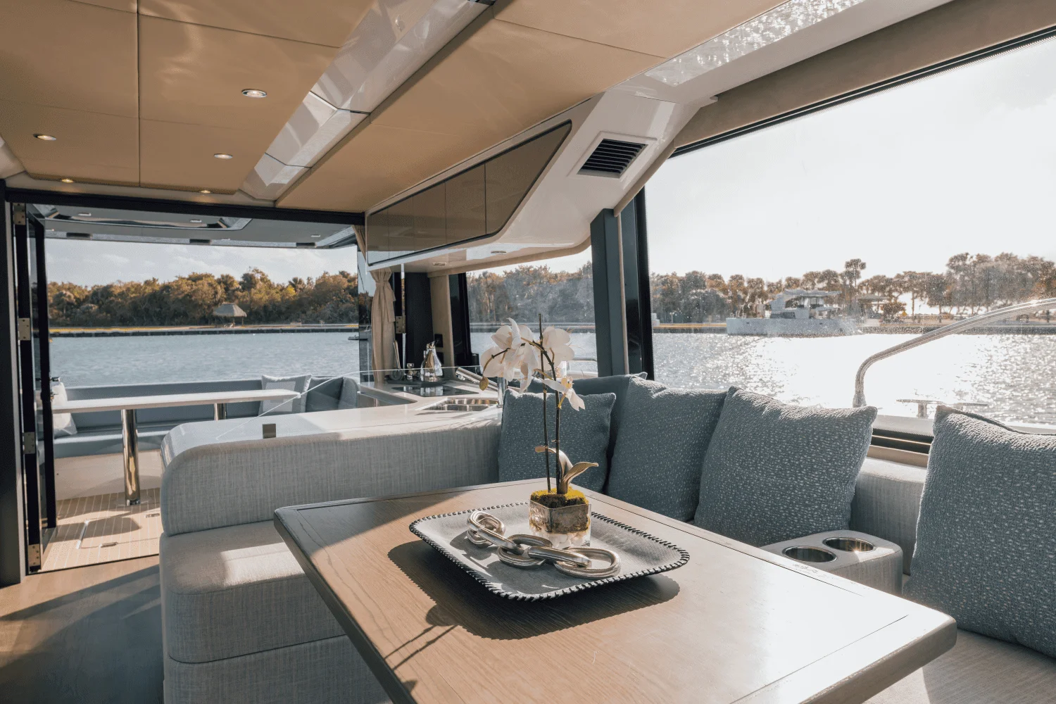 2026 Cruisers Yachts 57 FLY Image Thumbnail #77