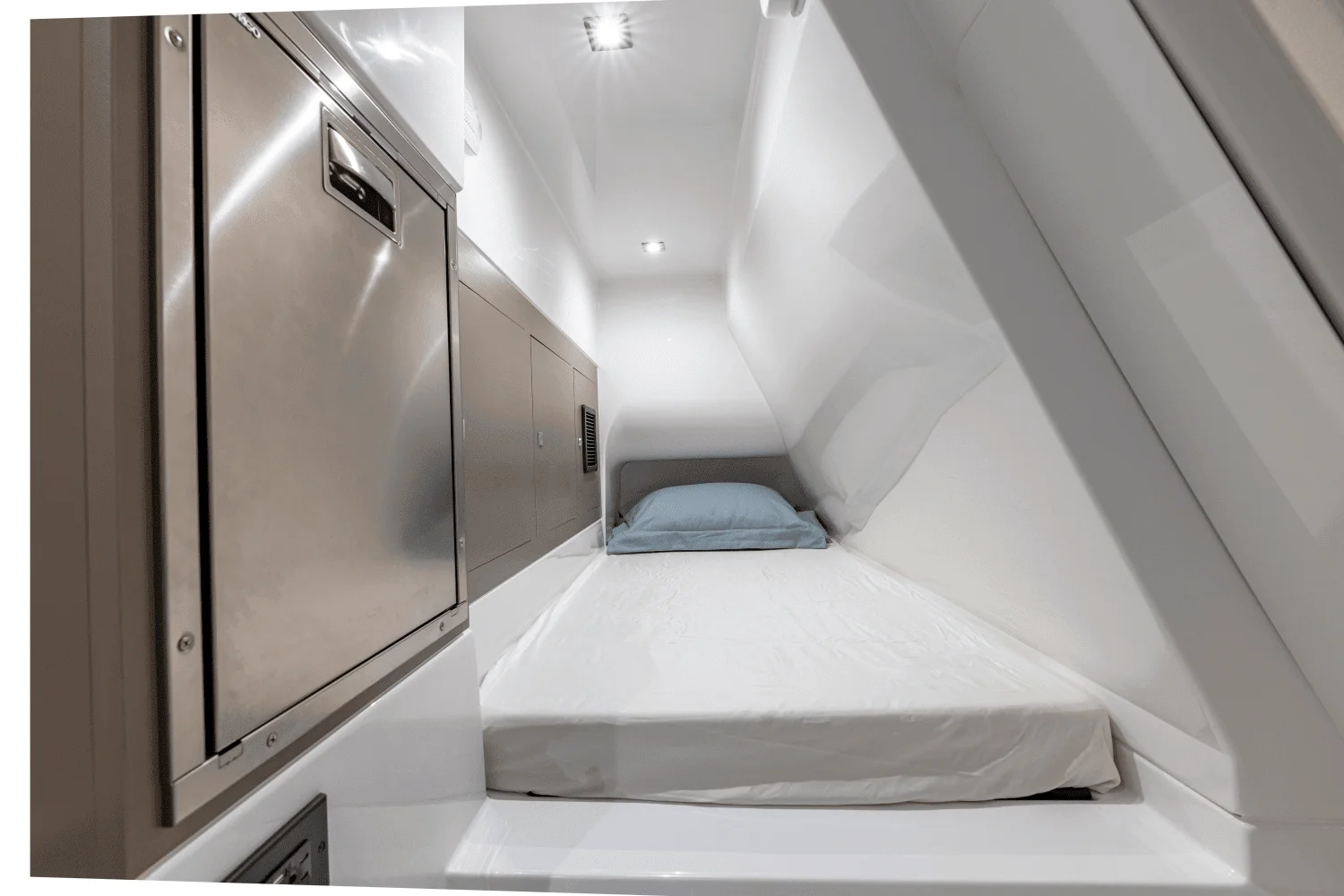 2026 Cruisers Yachts 57 FLY Image Thumbnail #79