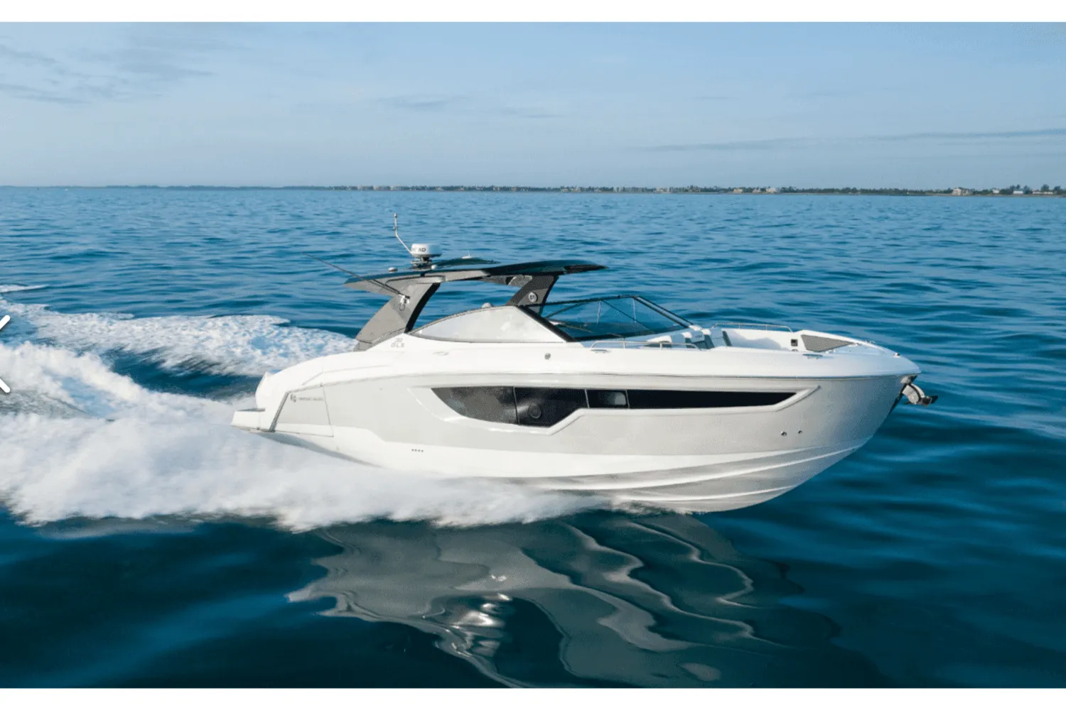 2026 Cruisers Yachts 38 GLS Outboard Image Thumbnail #1