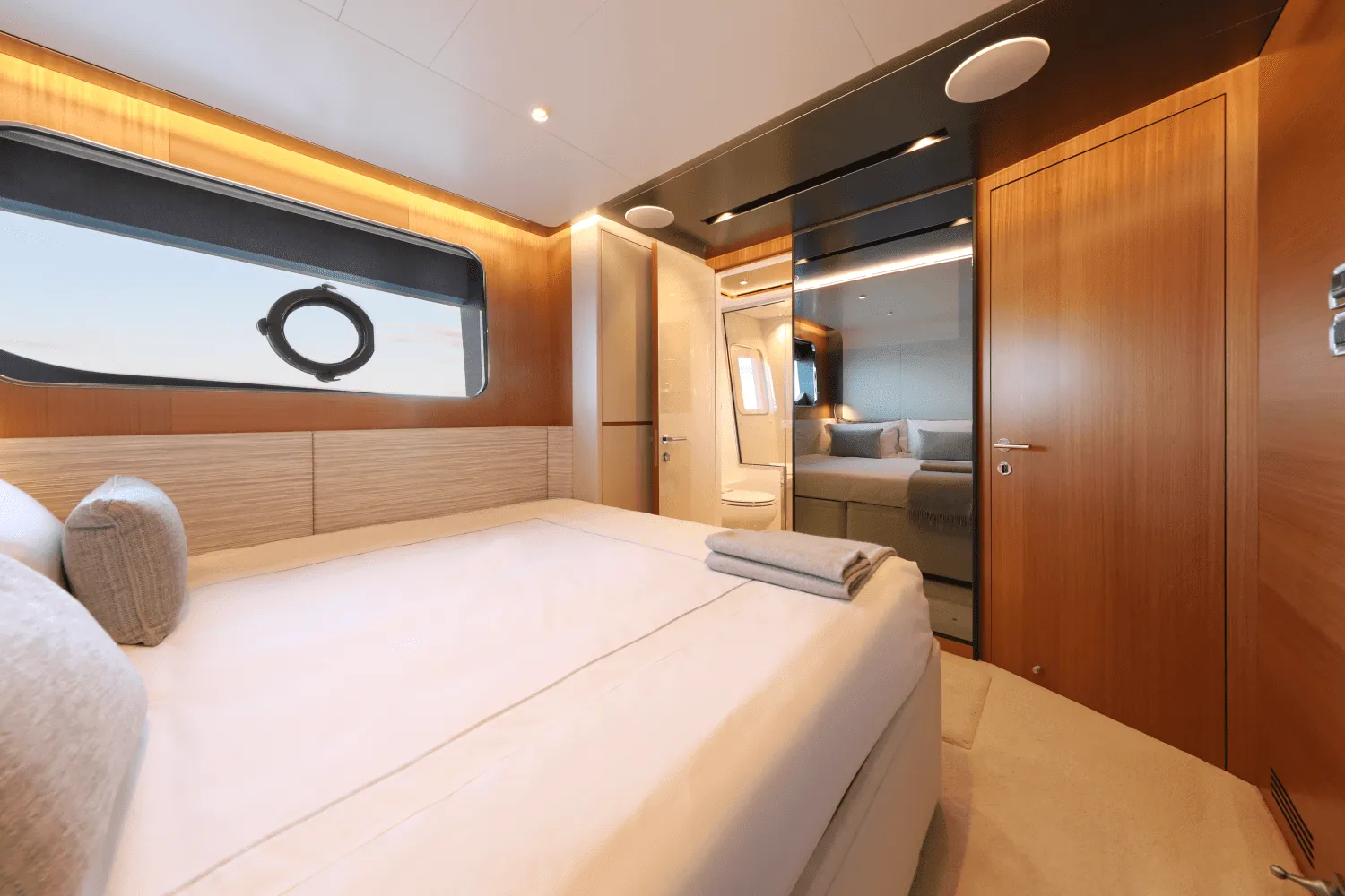 2025 Ocean Alexander 35P Image Thumbnail #36