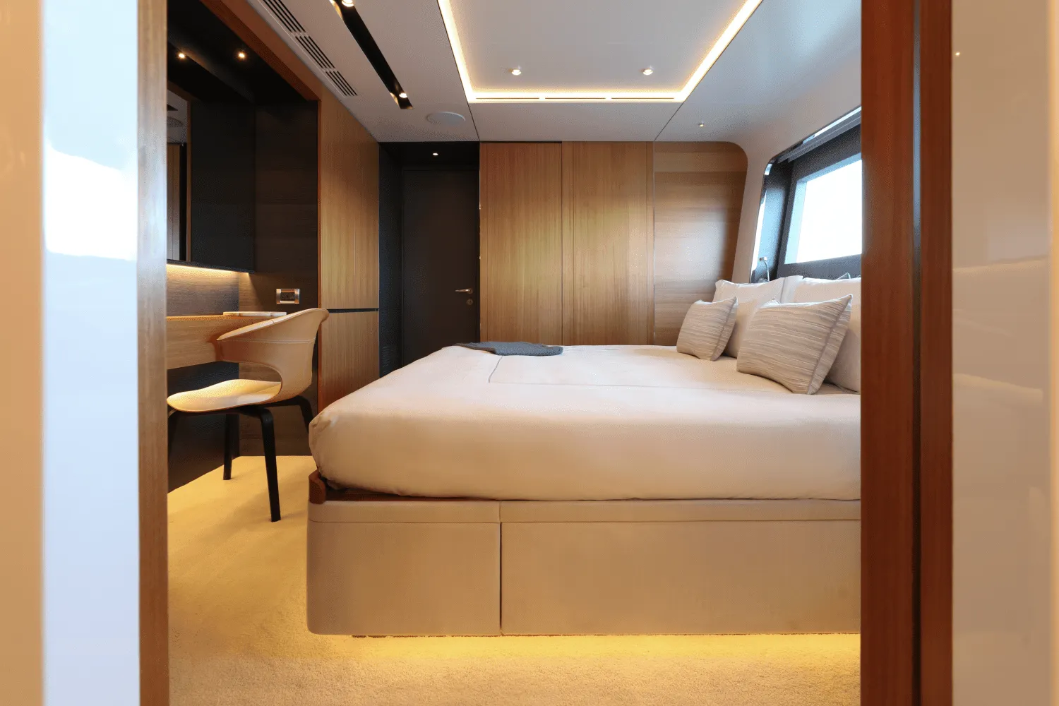 2025 Ocean Alexander 35P Image Thumbnail #15