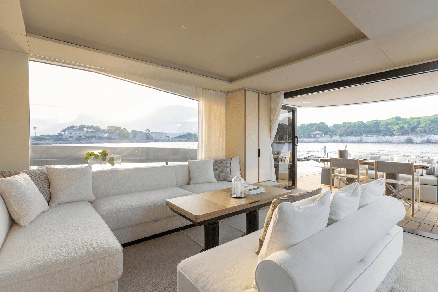 2026 Azimut Seadeck 7 Image Thumbnail #6