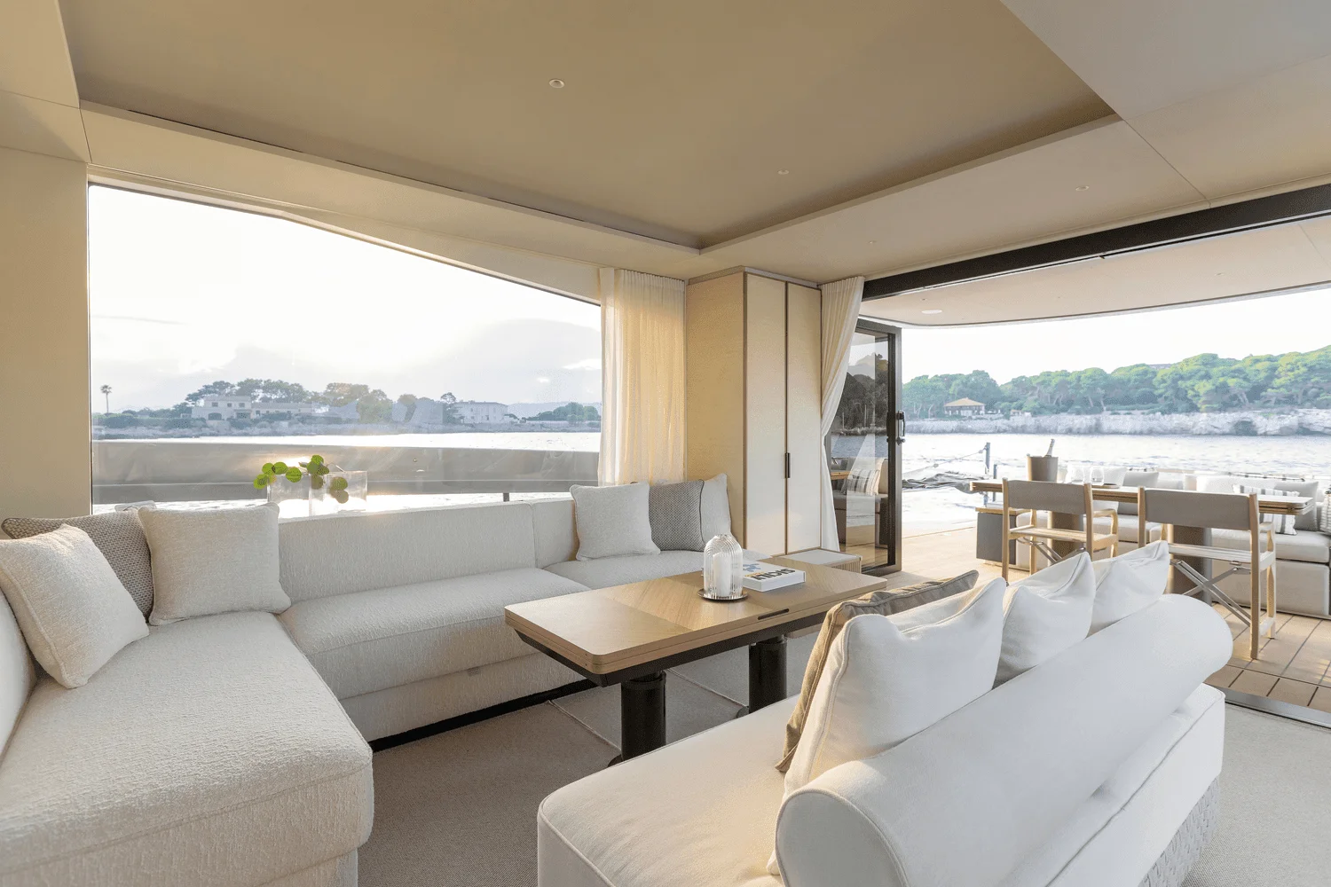 2026 Azimut Seadeck 7 Image Thumbnail #6