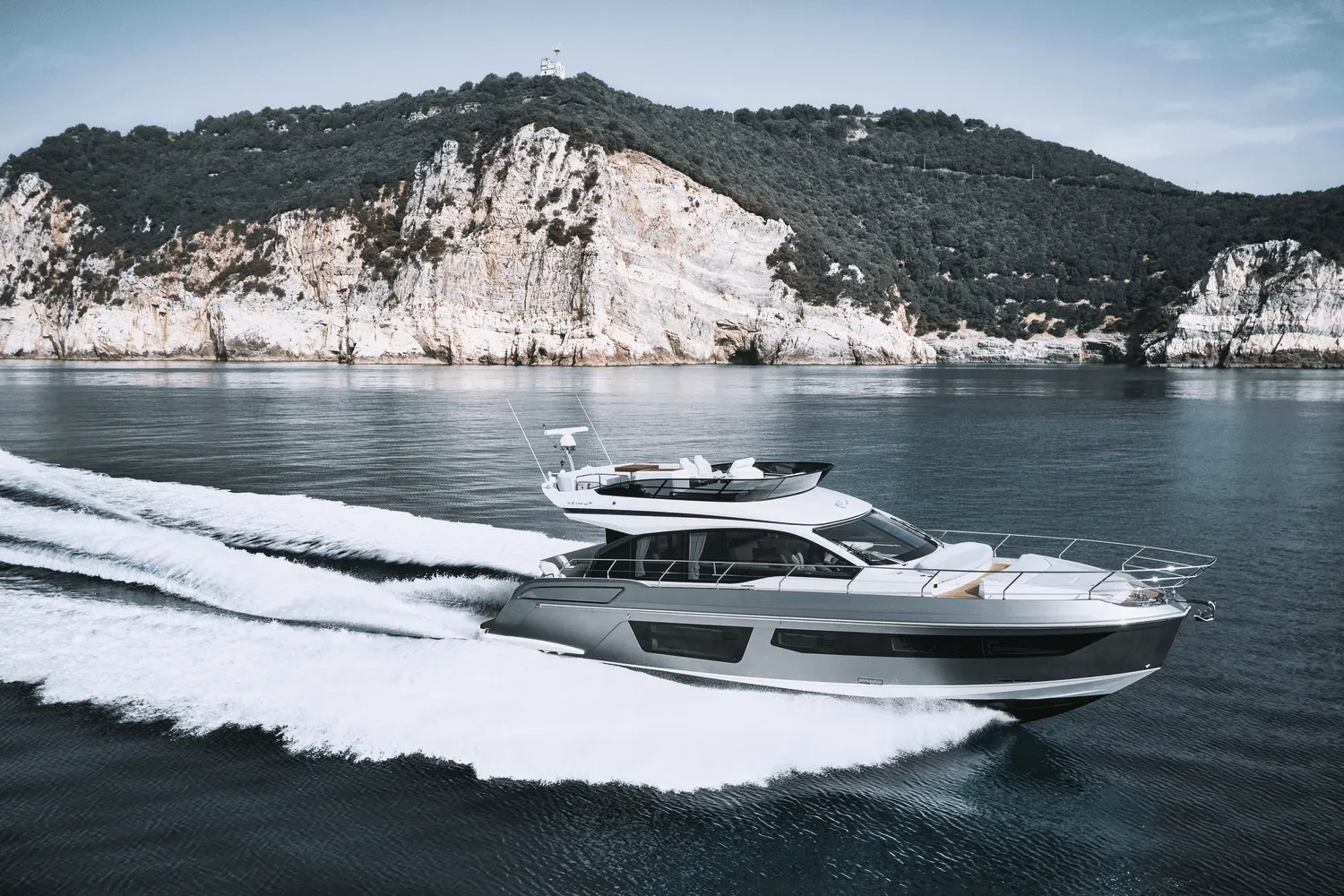 2025 Azimut
                                                             Fly 53 Image Thumbnail #5