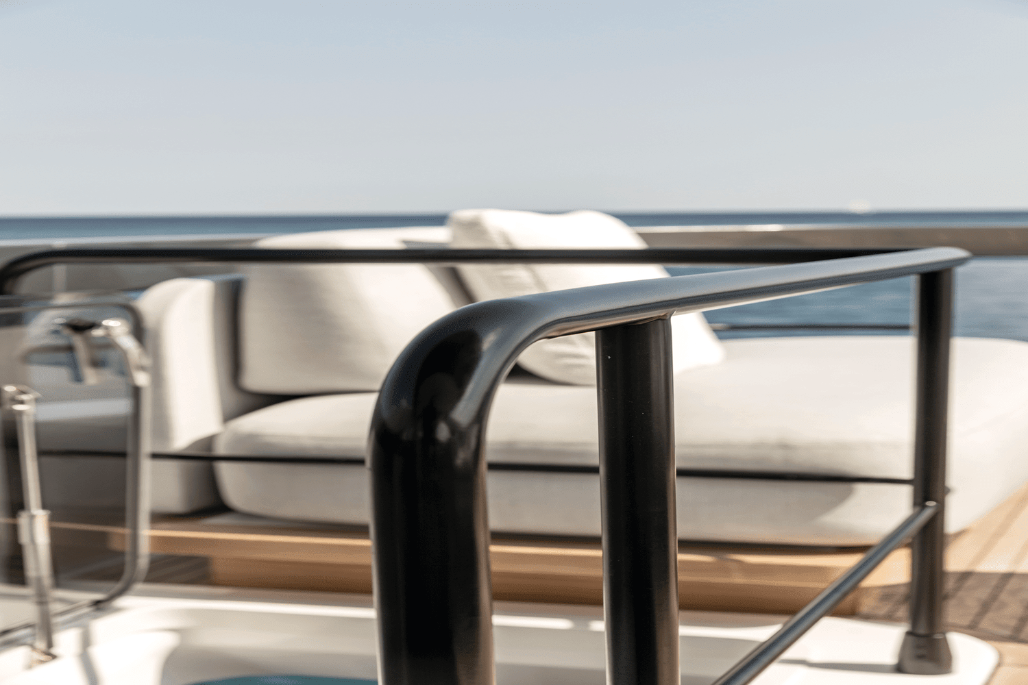 2025 Azimut
                                                             Fly 72 Image Thumbnail #18