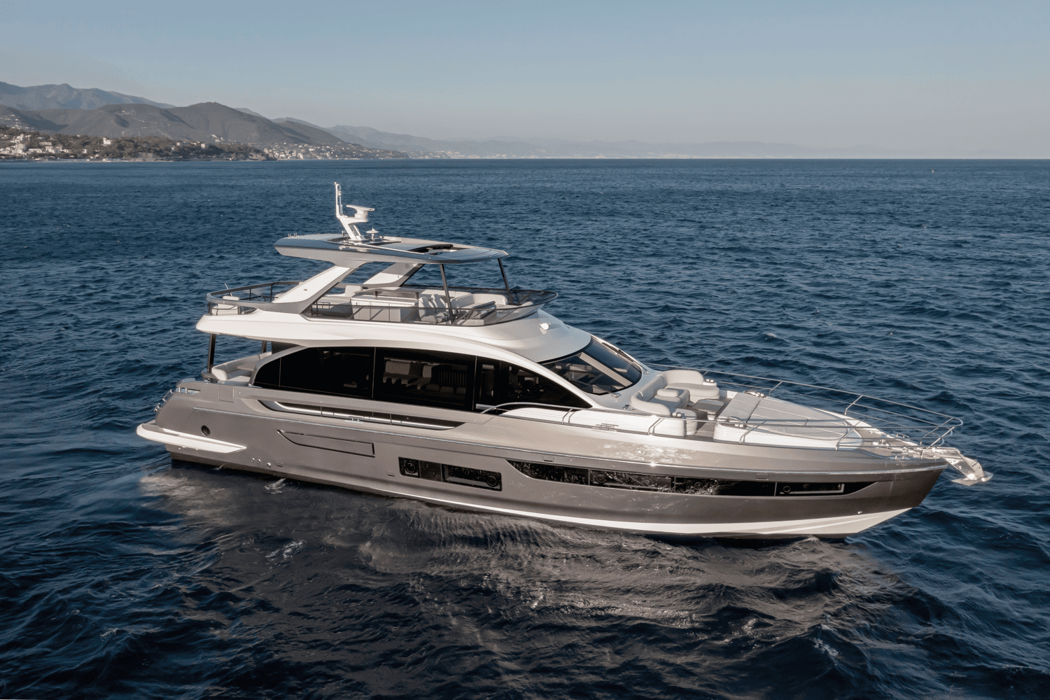 2026 Azimut Fly 72 Image Thumbnail #2