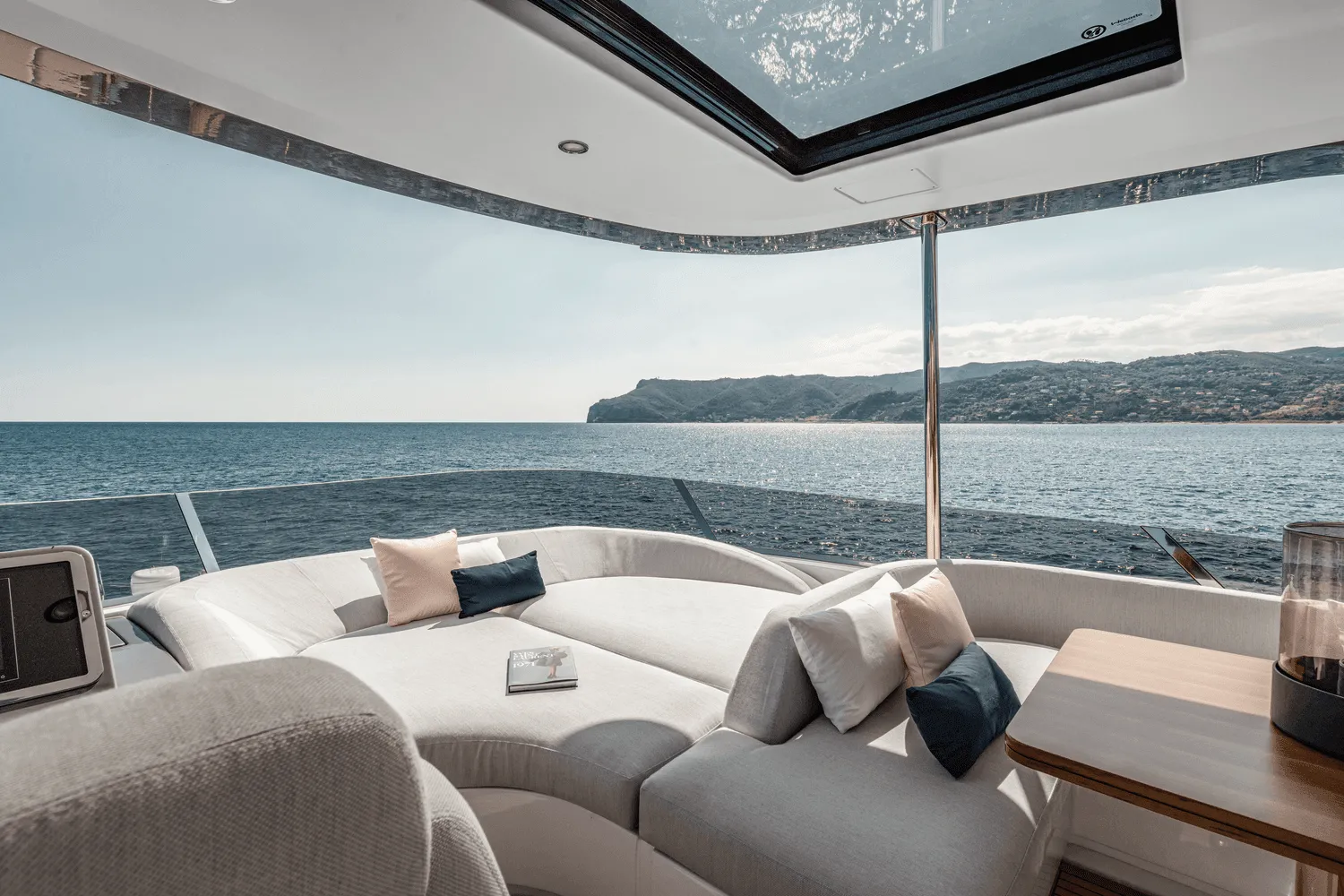 2026 Azimut Fly 78 Image Thumbnail #9