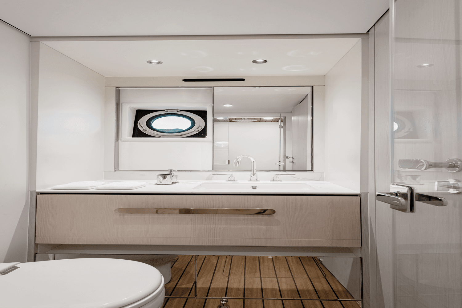 2025 Azimut
                                                             Fly 78 Image Thumbnail #16