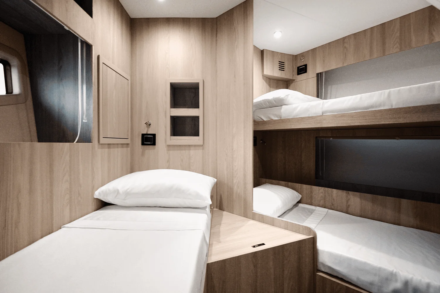 2026 Azimut Fly 78 Image Thumbnail #18