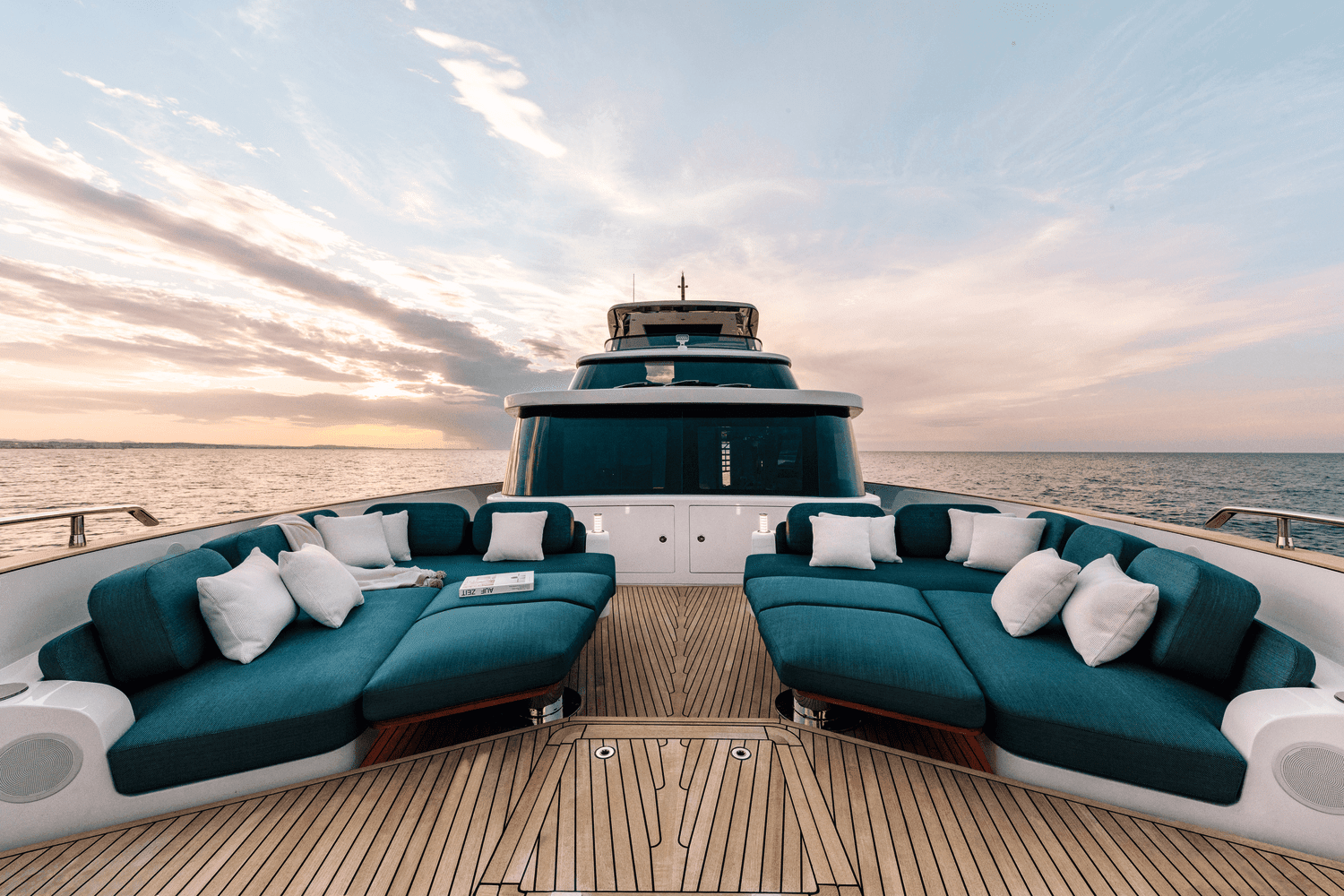 2026 Azimut Magellano 25M Image Thumbnail #13