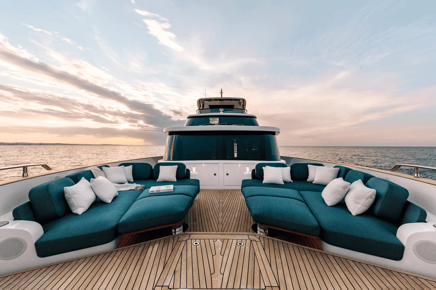 2026 Azimut Magellano 25M Image Thumbnail #13