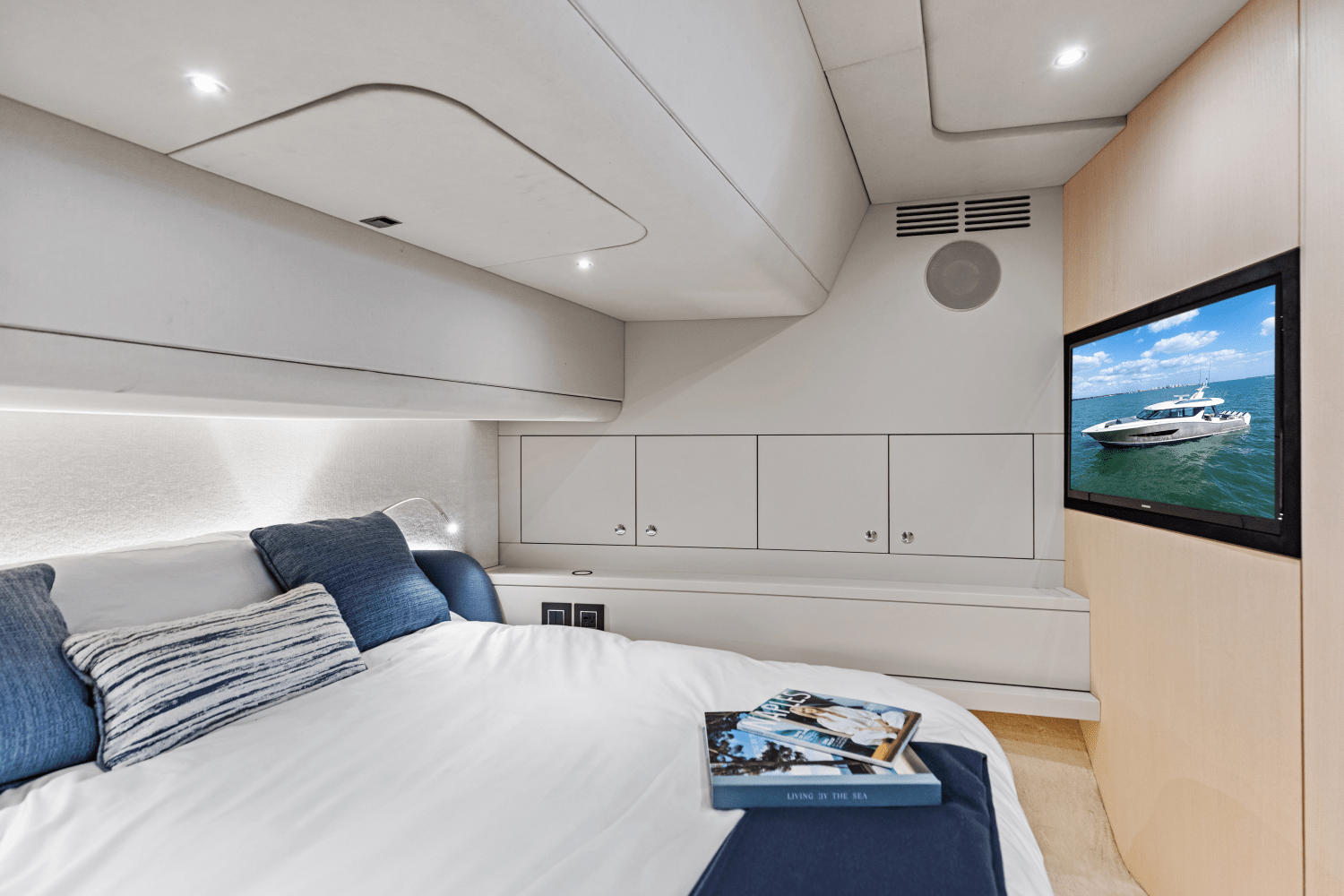 2025 Scout 670 LXS Image Thumbnail #46