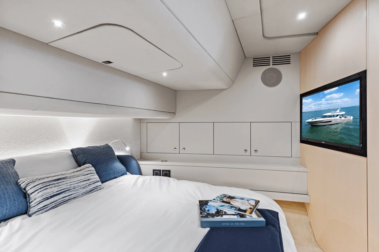 2025 Scout 670 LXS Image Thumbnail #46