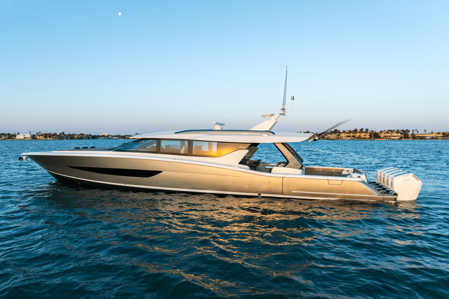 2025 Scout 670 LXS Image Thumbnail #1