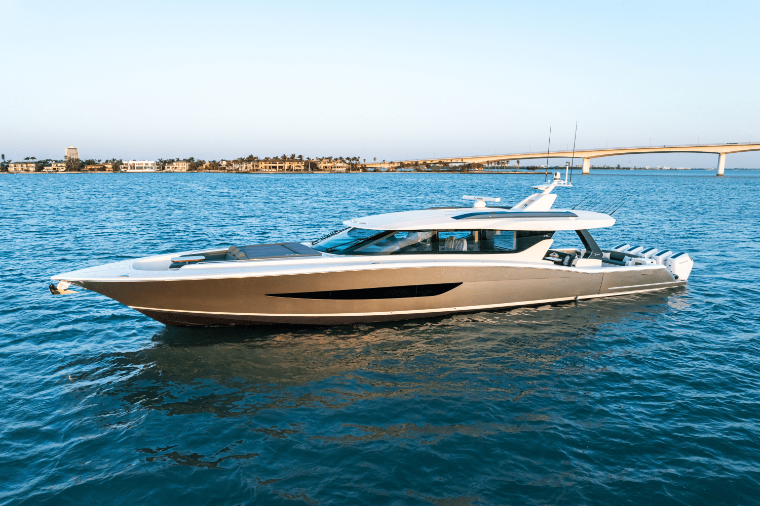 2025 Scout 670 LXS Image Thumbnail #2