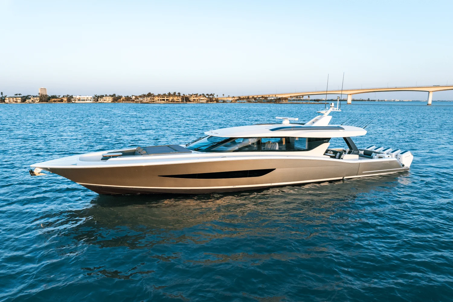 2025 Scout 670 LXS Image Thumbnail #2