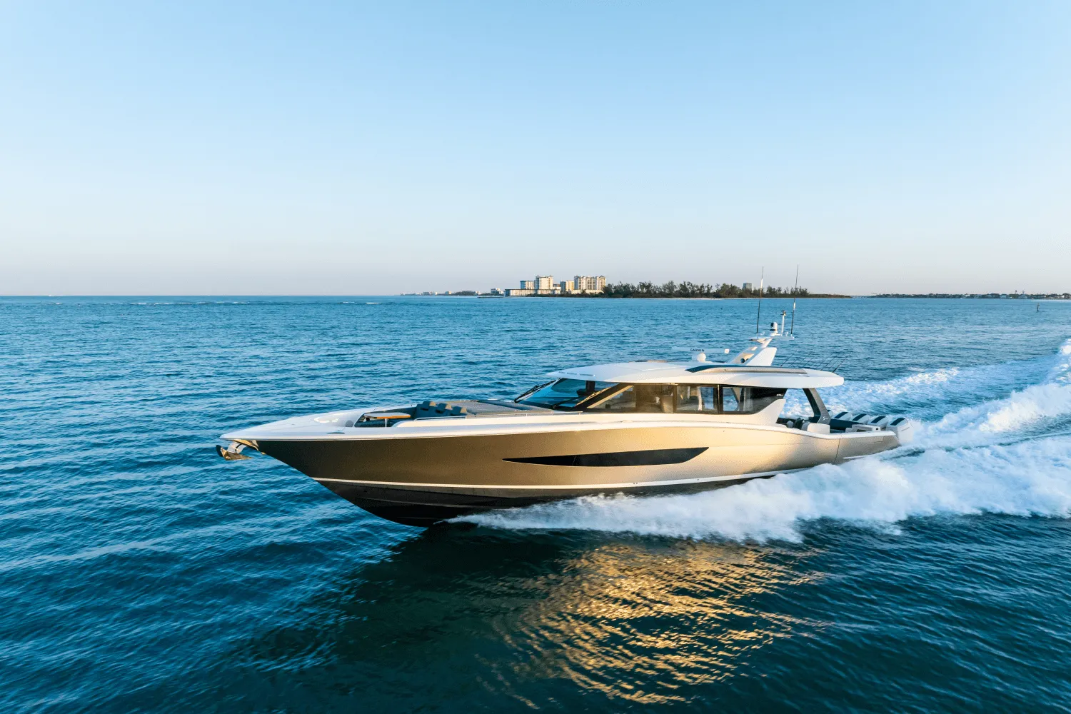 2025 Scout 670 LXS Image Thumbnail #4