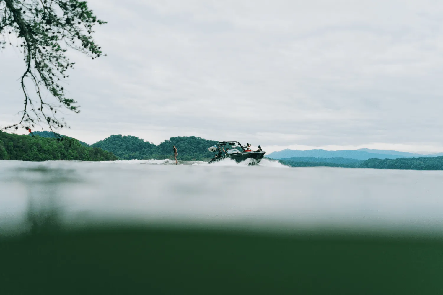 2025 Mastercraft X24 Image Thumbnail #11