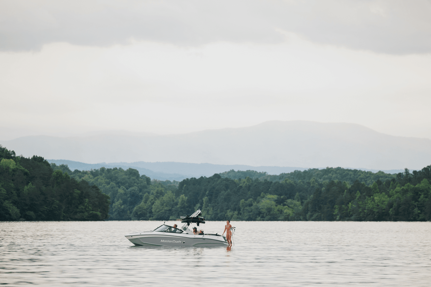 2026 Mastercraft XT20 Image Thumbnail #2