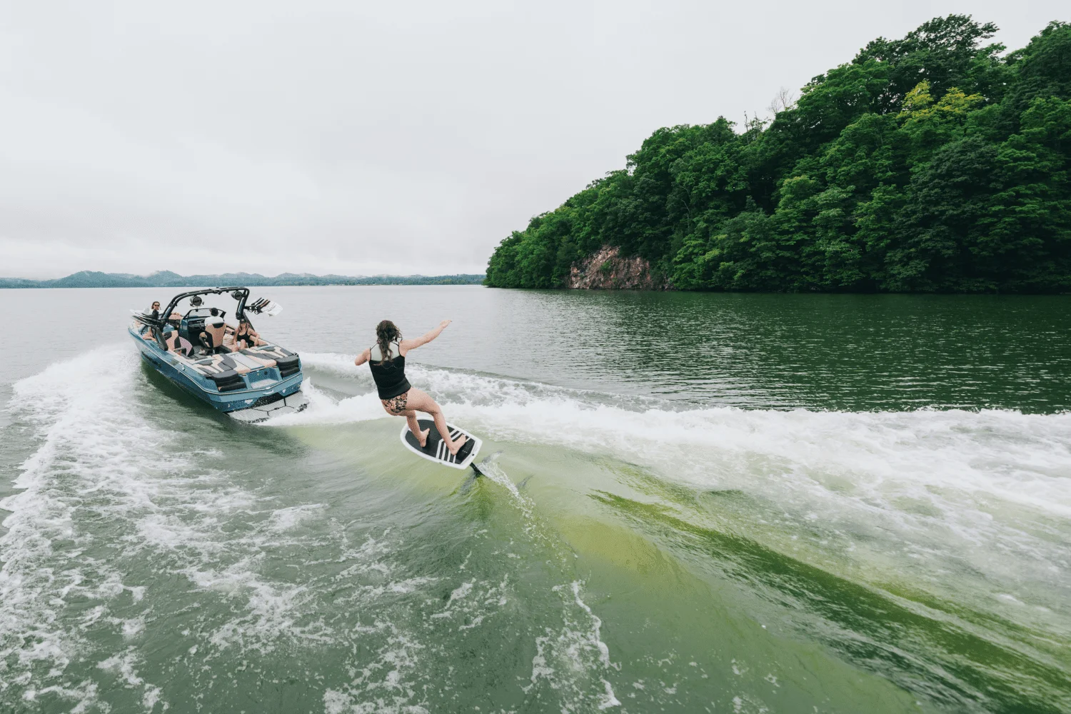 2026 Mastercraft XT23 Image Thumbnail #17