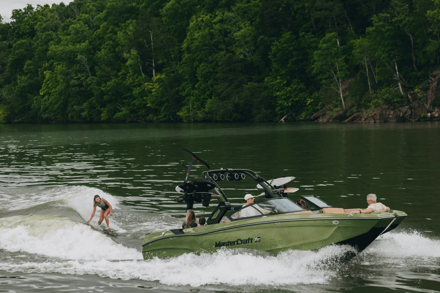 2026 Mastercraft XT24 Image Thumbnail #3