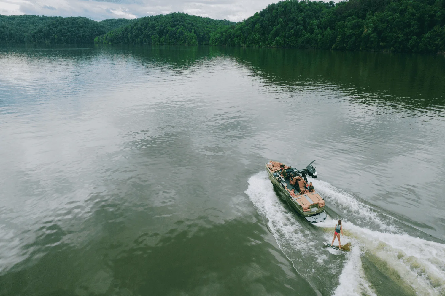 2026 Mastercraft XT24 Image Thumbnail #5