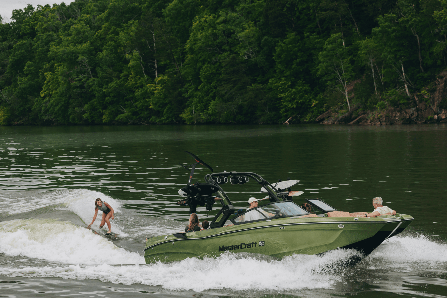 2025 Mastercraft XT24 Image Thumbnail #3