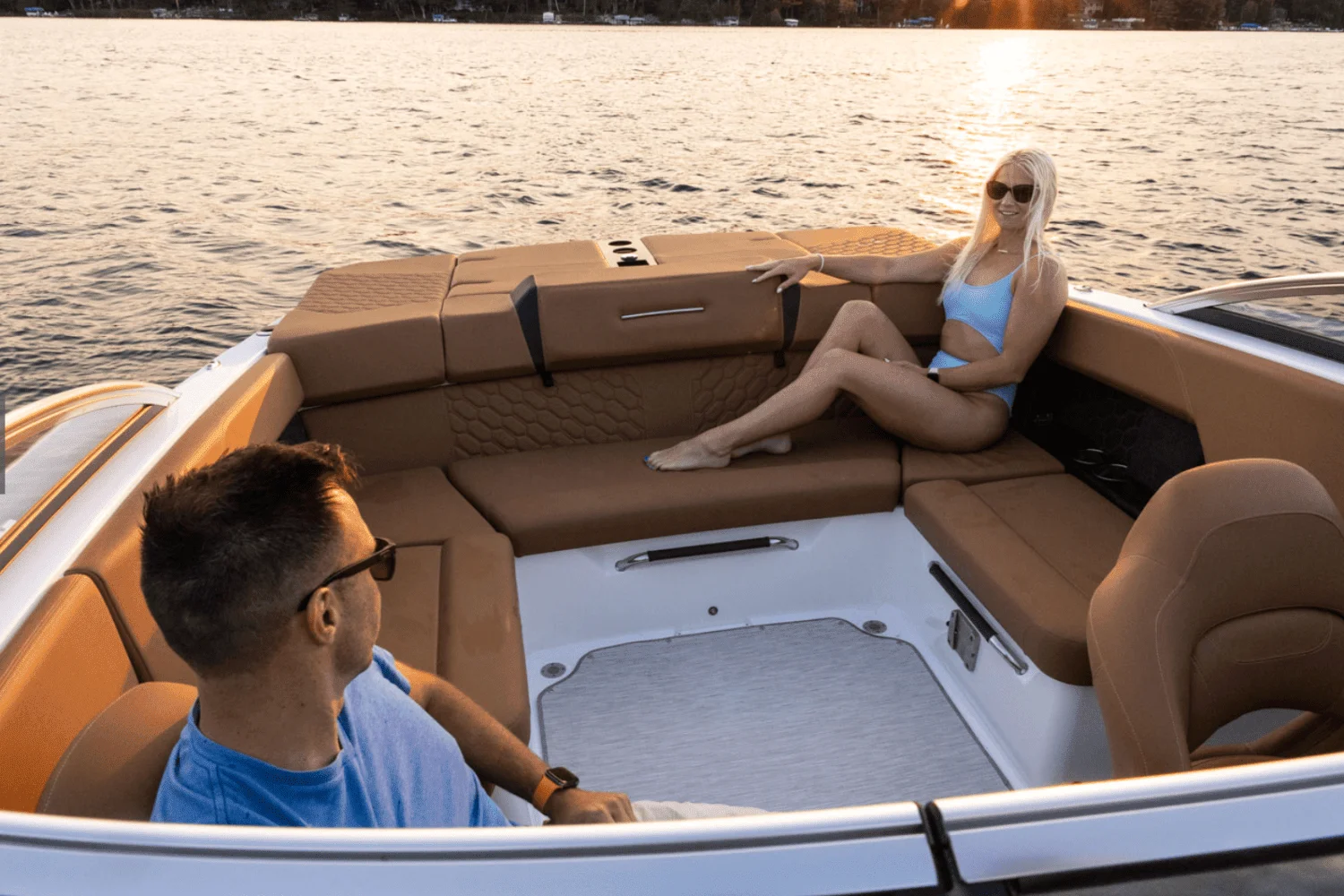 2025 Four Winns H4 Image Thumbnail #9