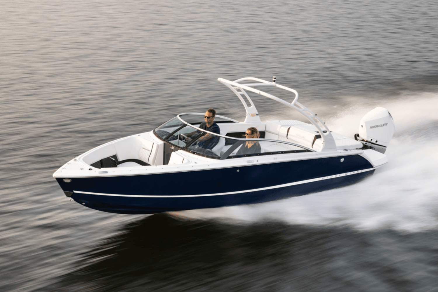 2025 Four Winns H4 Outboard Image Thumbnail #0