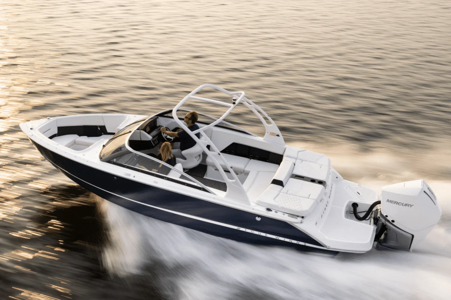 2025 Four Winns H4 Outboard Image Thumbnail #2