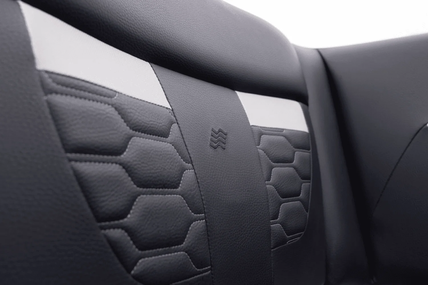 2025 Four Winns H9 Image Thumbnail #5