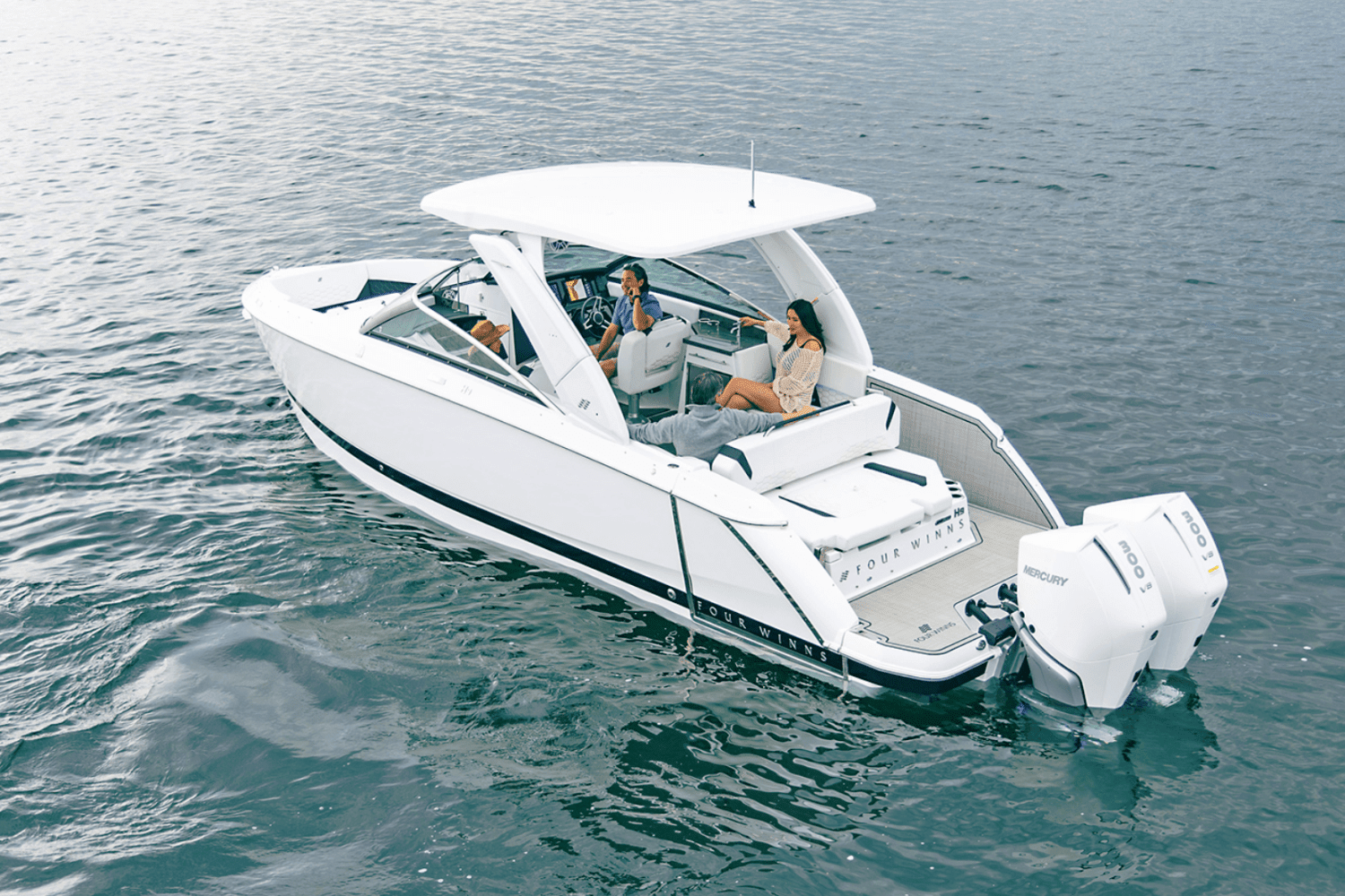 2025 Four Winns H9 Outboard Image Thumbnail #0