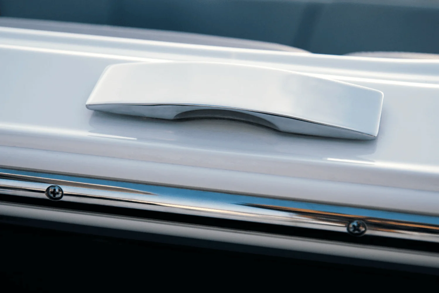 2025 Four Winns H9 Outboard Image Thumbnail #4