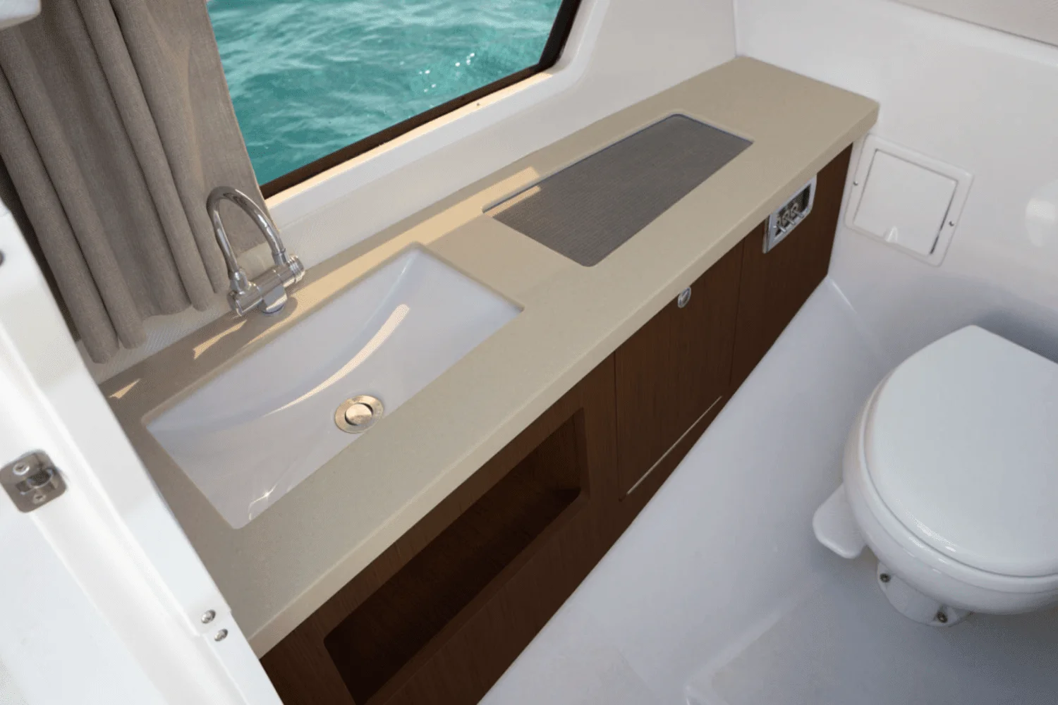 2025 Four Winns Horizon 290 Image Thumbnail #13