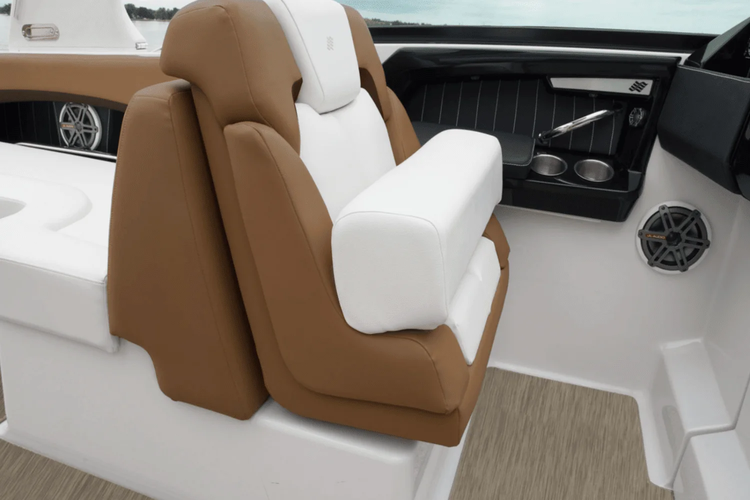 2025 Four Winns Horizon 290 Outboard Image Thumbnail #8