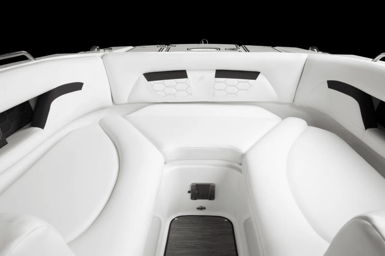 2025 Four Winns HD5 Outboard Image Thumbnail #14