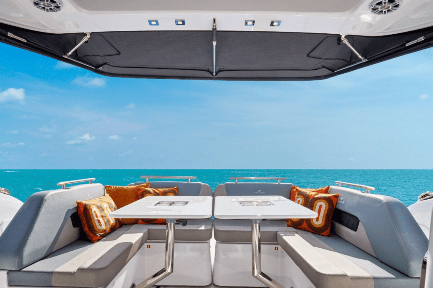 2025 Four Winns TH36 Image Thumbnail #8