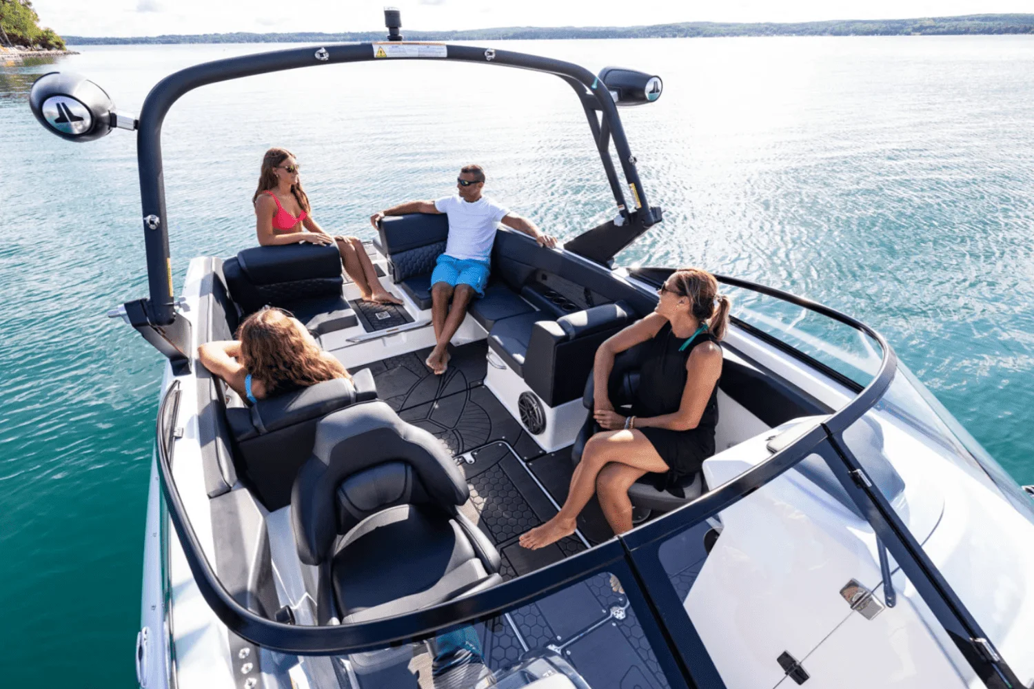 2025 Scarab 255 LX Wake Image Thumbnail #10