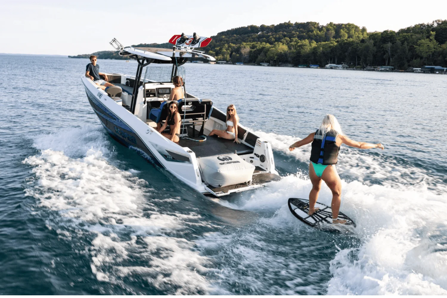 2025 Scarab 255 Open LX Wake Image Thumbnail #8