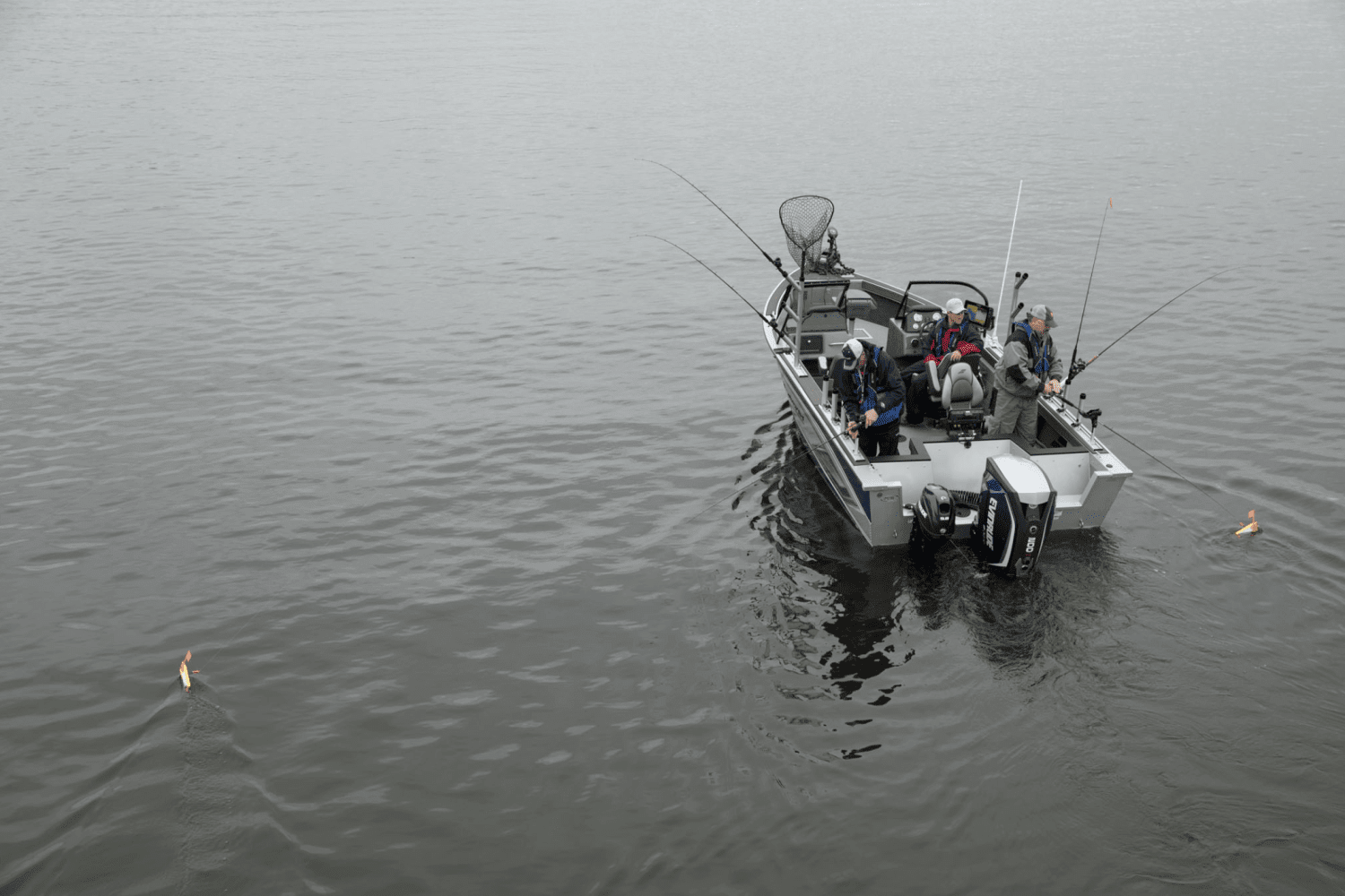 2025 Starcraft Fishmaster Image Thumbnail #3