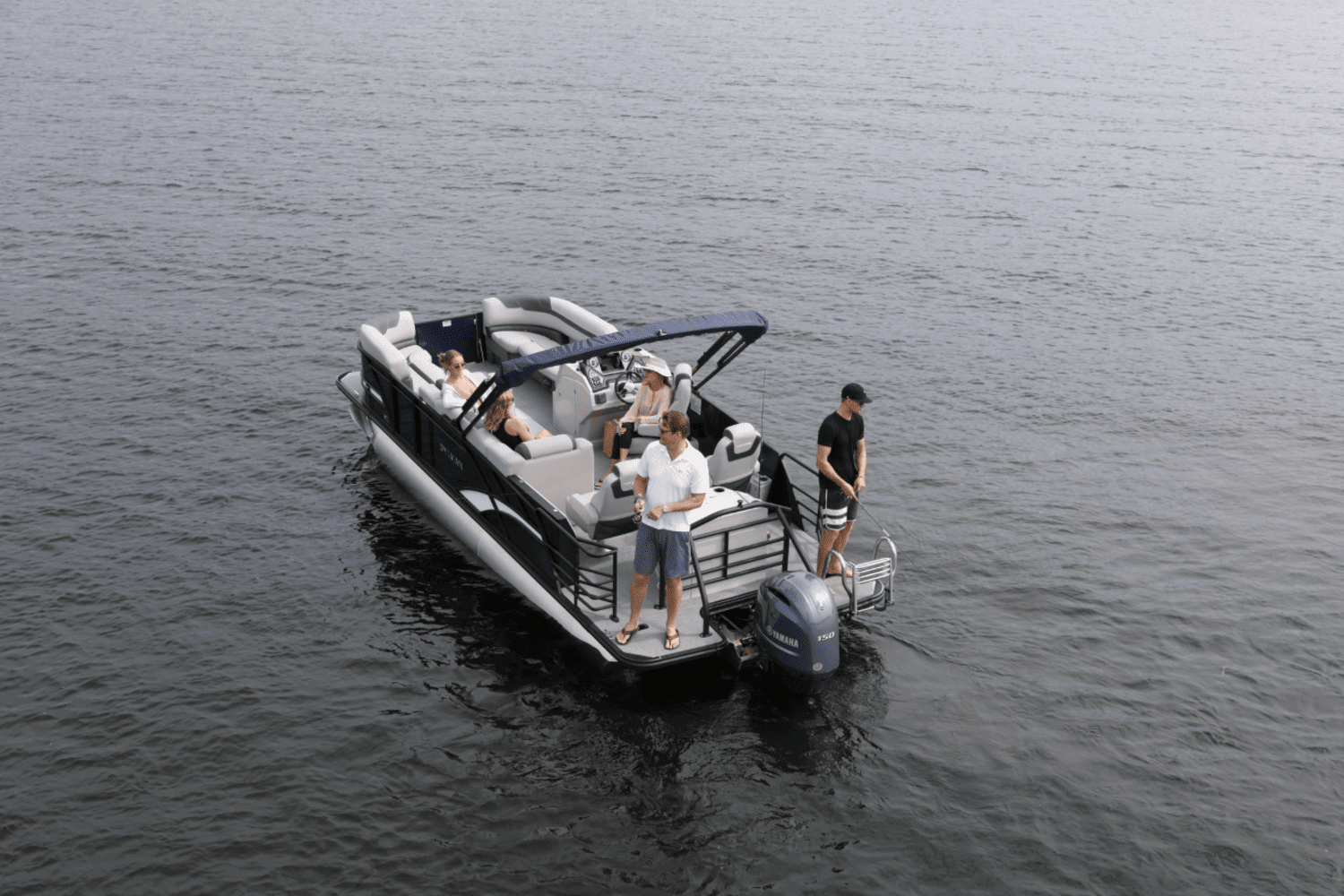 2025 Sylvan L Series Image Thumbnail #5